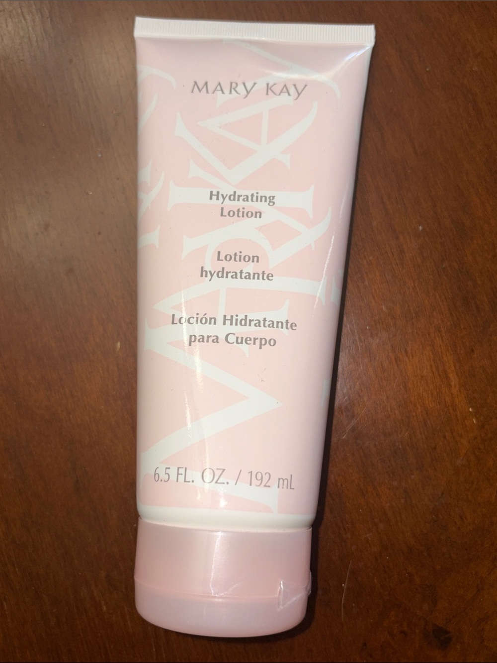Mary Kay Hydrating Lotion - Pale Pink Tube